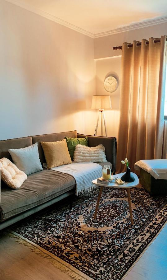 Entire Serviced Apartment With A Beautiful View Tirana Exterior photo